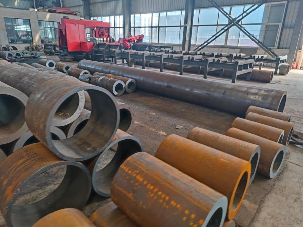 登封登封登封42CrMo无缝钢管厂家 现货库存 可零切零售非标定做 登封登封登封42CrMo无缝钢管厂家 现货库存 可零切零售非标定做